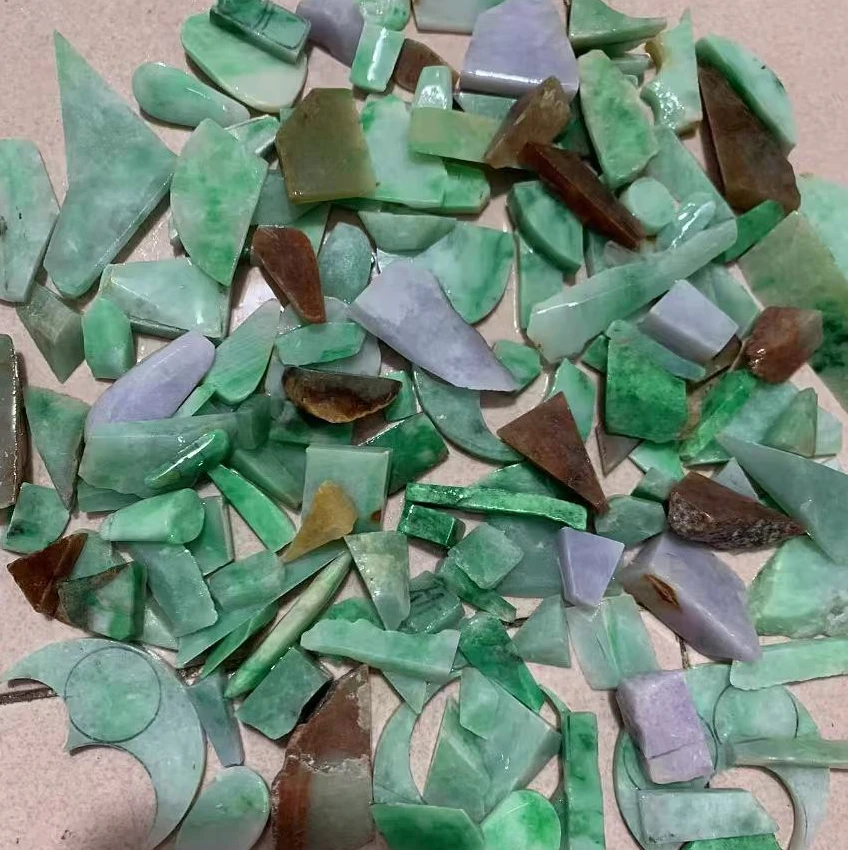 翡翠边角料练手料放鱼缸定制边角料（发其一件）