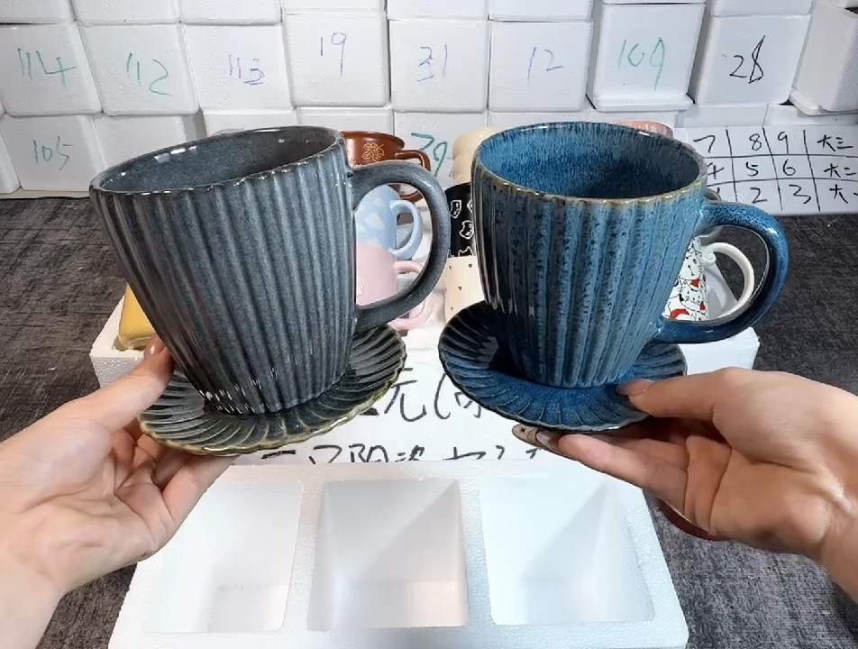 陶瓷无盖款咖啡杯子带碟子x2