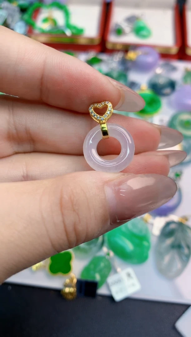 翡翠未镶嵌吊坠(不含链)1