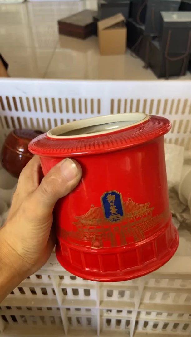 无运费险有瑕疵的摄影的产品有使用过的痕迹有点脏介意勿拍