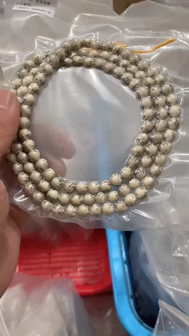 星月菩提手串《*M001》8X8圆珠长串