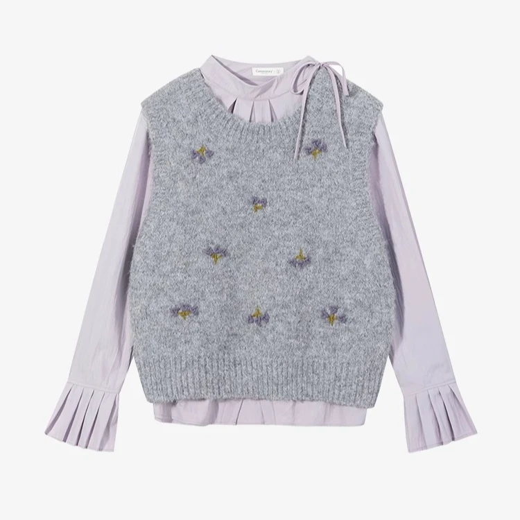 羊城故事-韩系灰色刺绣花朵毛衣氛围感绑带喇叭袖衬衫Y41247324HJ