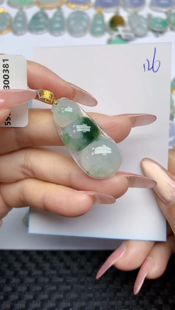 【闪购商品】翡翠颈饰18K金镶嵌天然A货翡翠 126