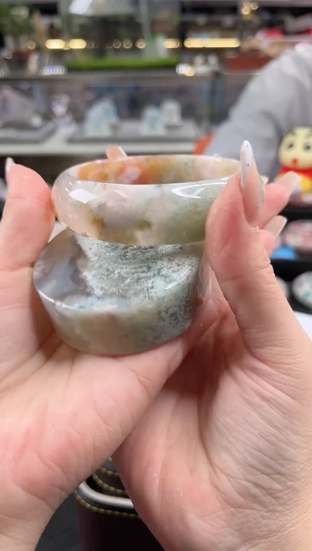 未镶嵌手镯石英质玉尘*丷圈口（赠品镯心）