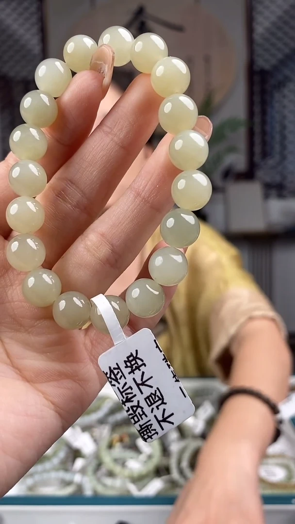 和田玉未镶嵌颈饰拍一发一