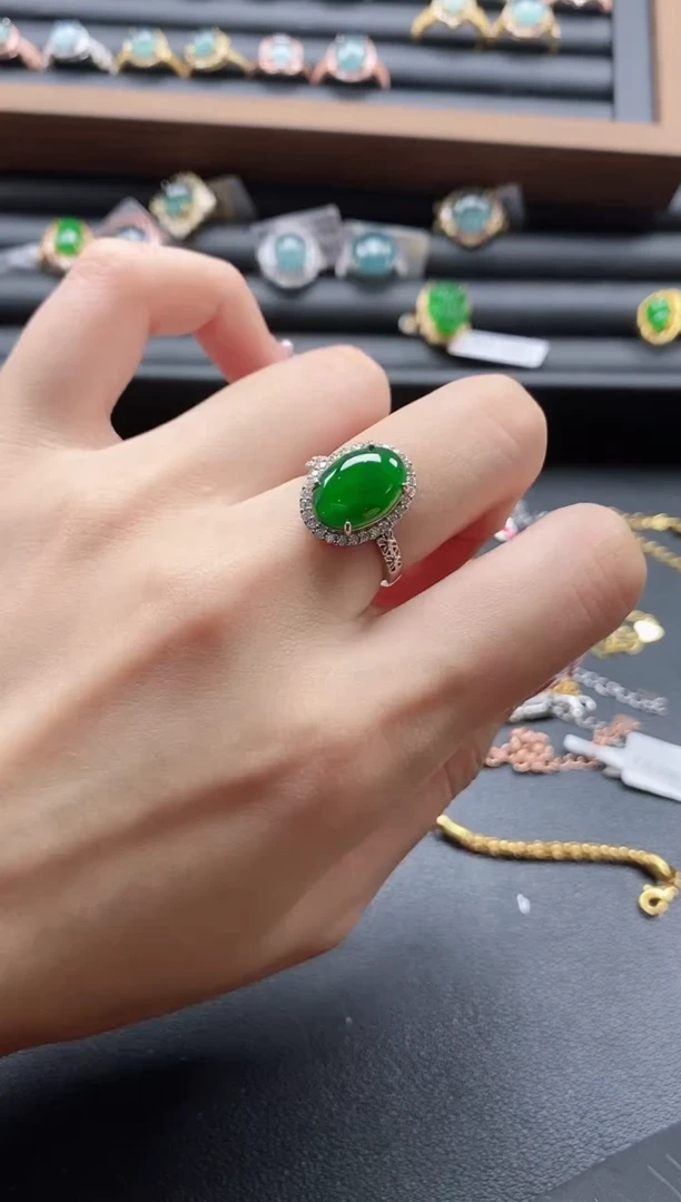 【闪购商品】翡翠戒指银S925镶嵌5111