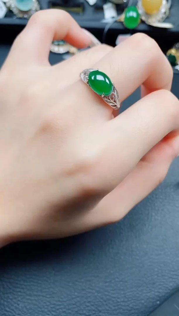 银S925镶嵌戒指翡翠翡翠