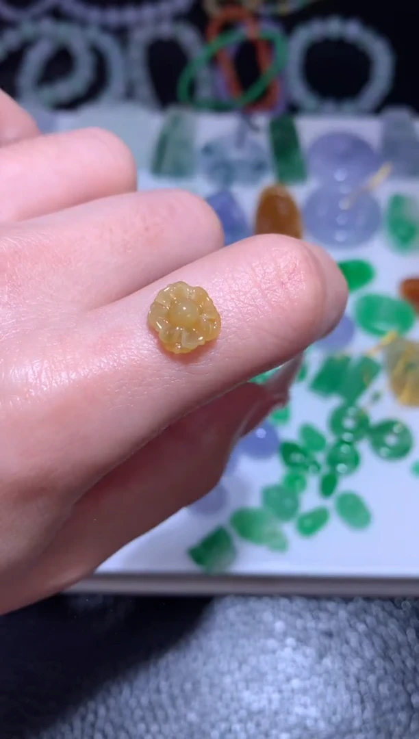 未镶嵌定制翡翠花花