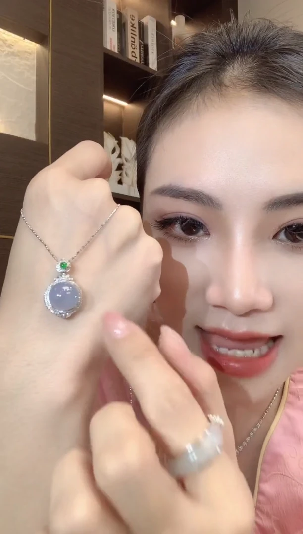 吊坠(不含链)18K金镶嵌翡翠A32 紫货有一定色差