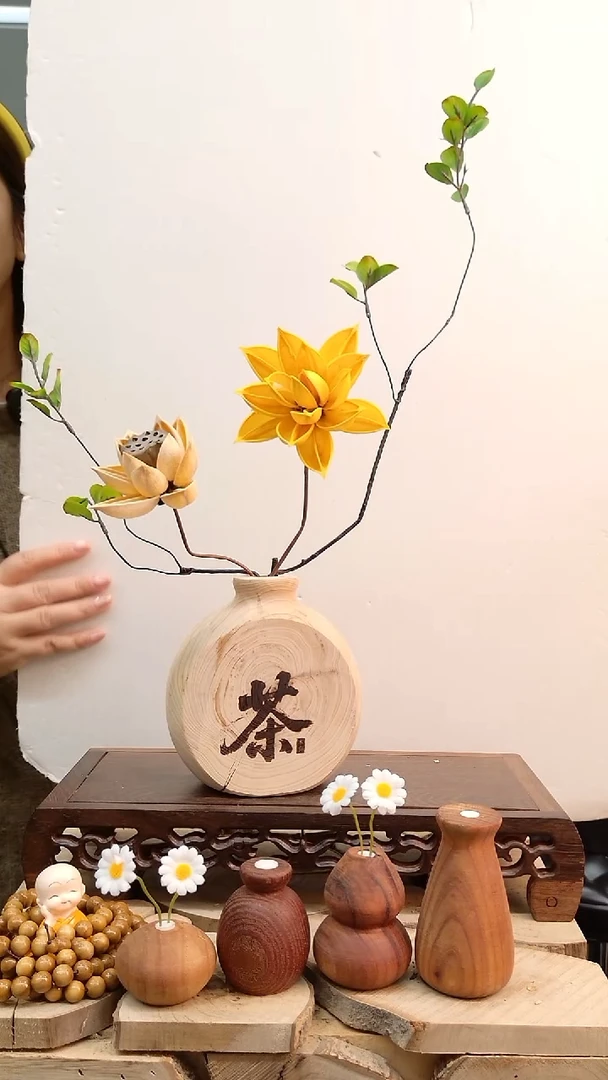 木实木花瓶，表面开裂，自然木纹，随机发一套