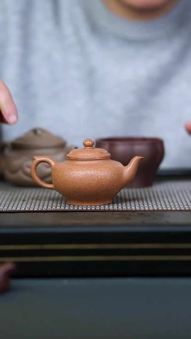 茶壶紫砂半手黄降坡笑樱170cc