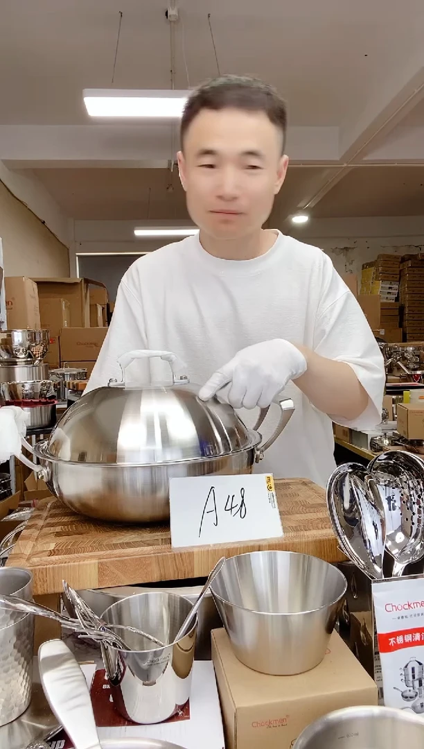 A48 微瑕FALK双耳钢盖炒锅