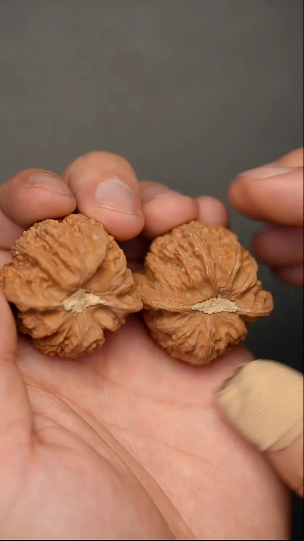 把件文玩核桃全品涞水密纹36