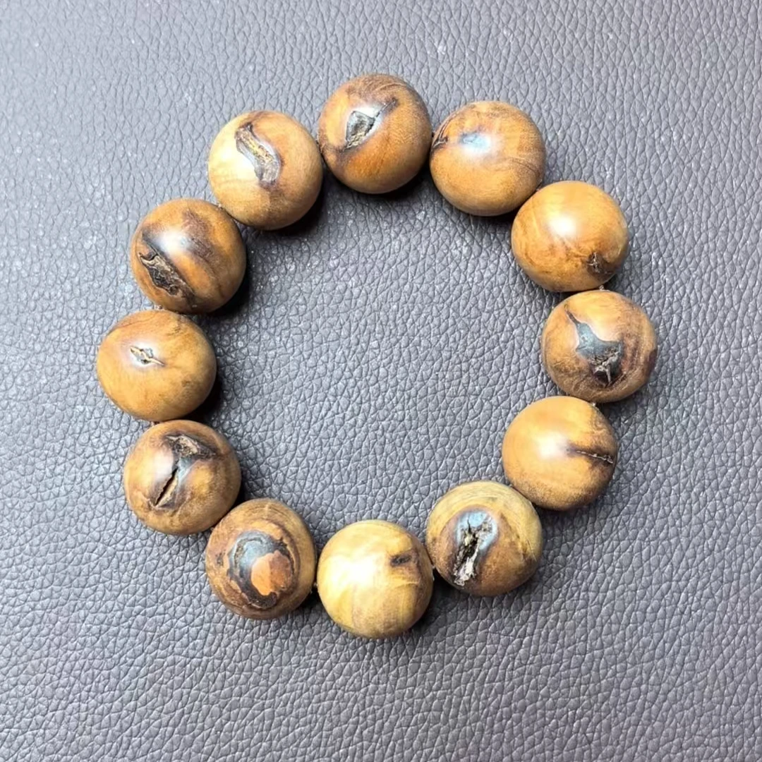 275雷击枣木单圈手串