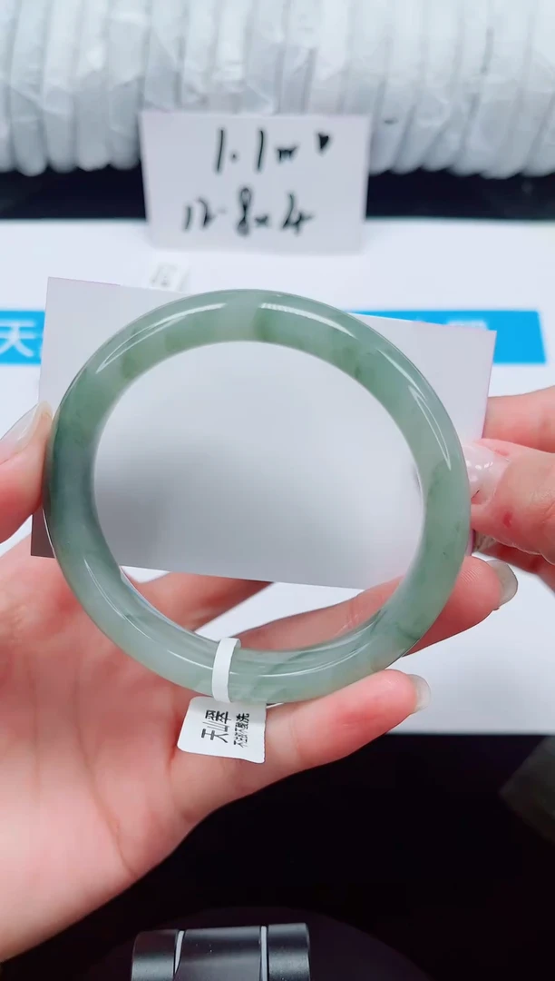 未镶嵌手镯石英质玉271-60/61