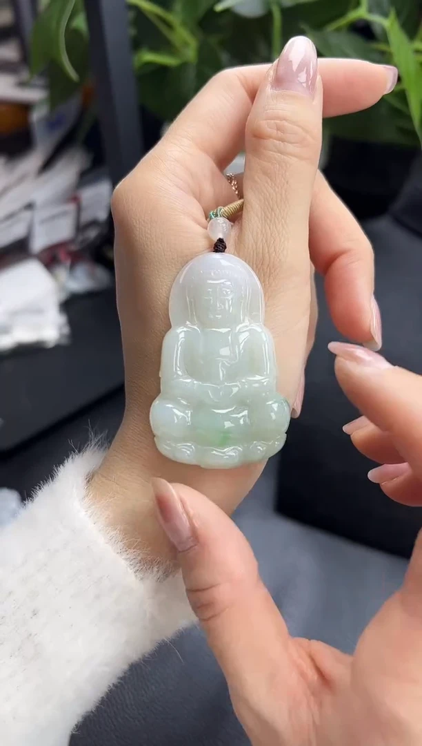 【闪购商品】翡翠颈饰18K金镶嵌YM903观音