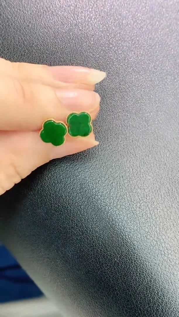 18K金镶嵌翡翠耳饰奔****！赠礼盒证书 珍珍