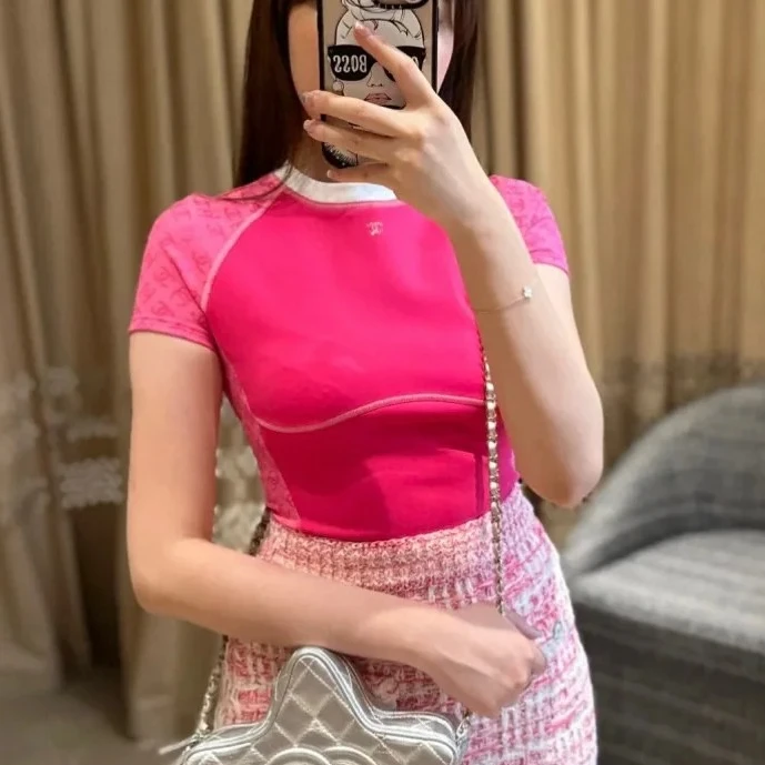 99新 Chanel/香奈儿  38码24C粉色暗纹短袖T恤，修身上衣