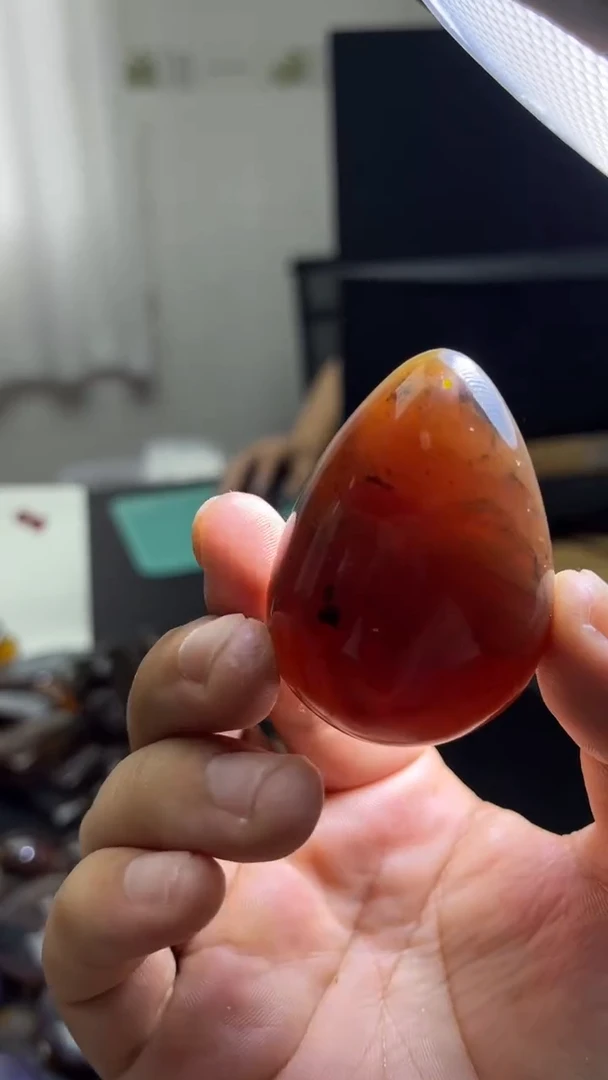 未镶嵌琥珀裸石40