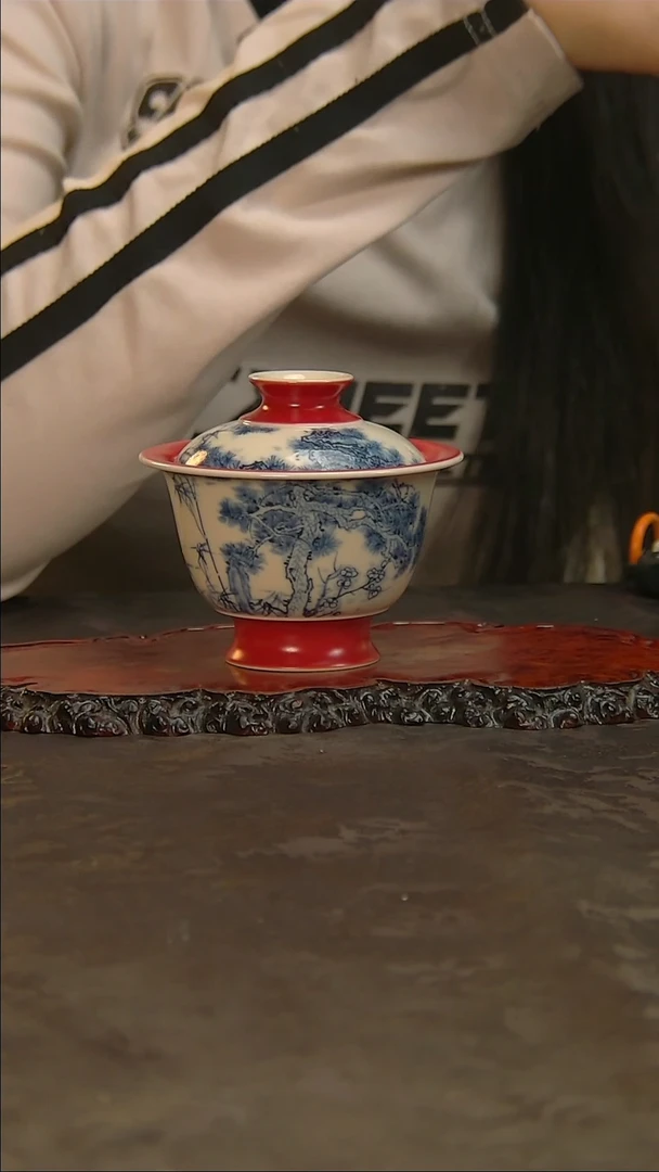 【闪购商品】青花手绘山水盖碗