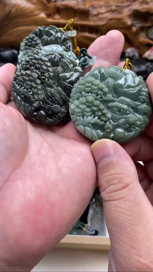 【闪购商品】翡翠颈饰未镶嵌翡翠