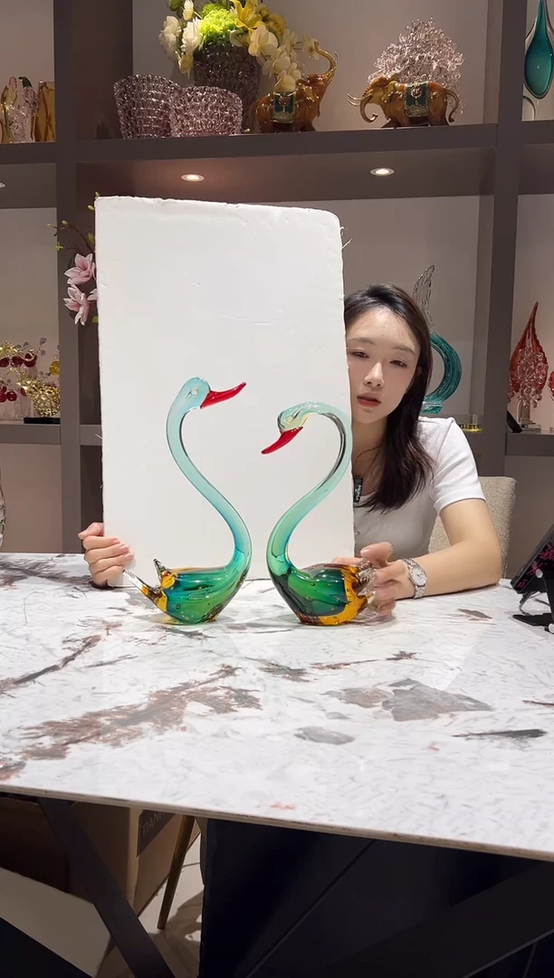 新款琉璃天鹅一对