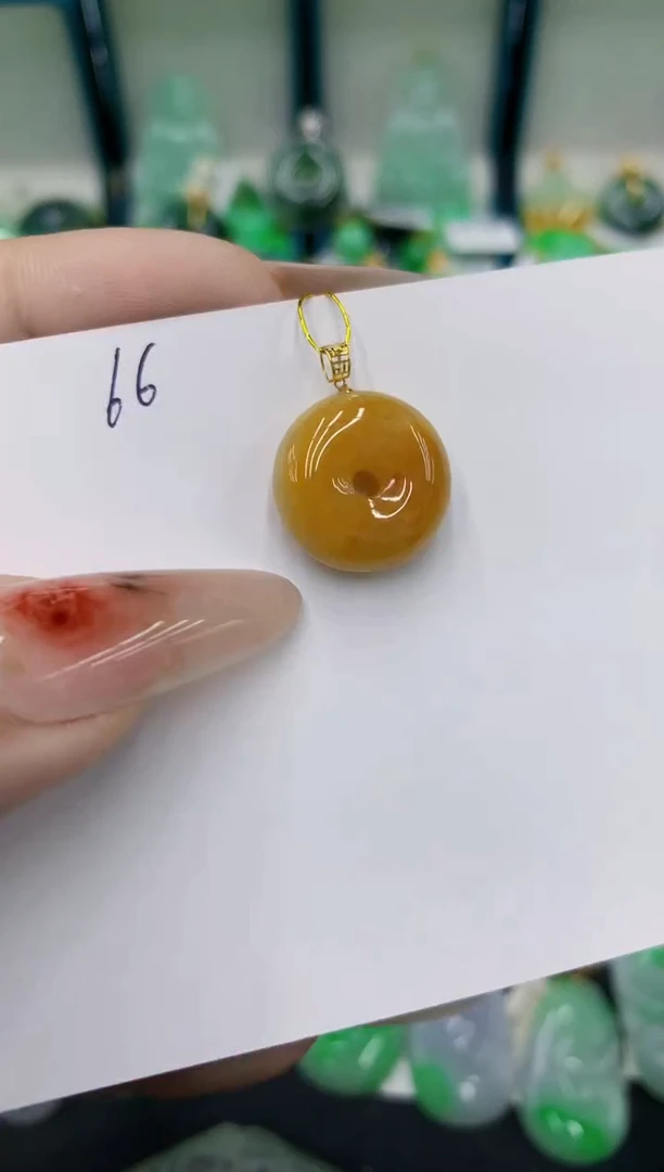 翡翠18K金镶嵌颈饰111111111