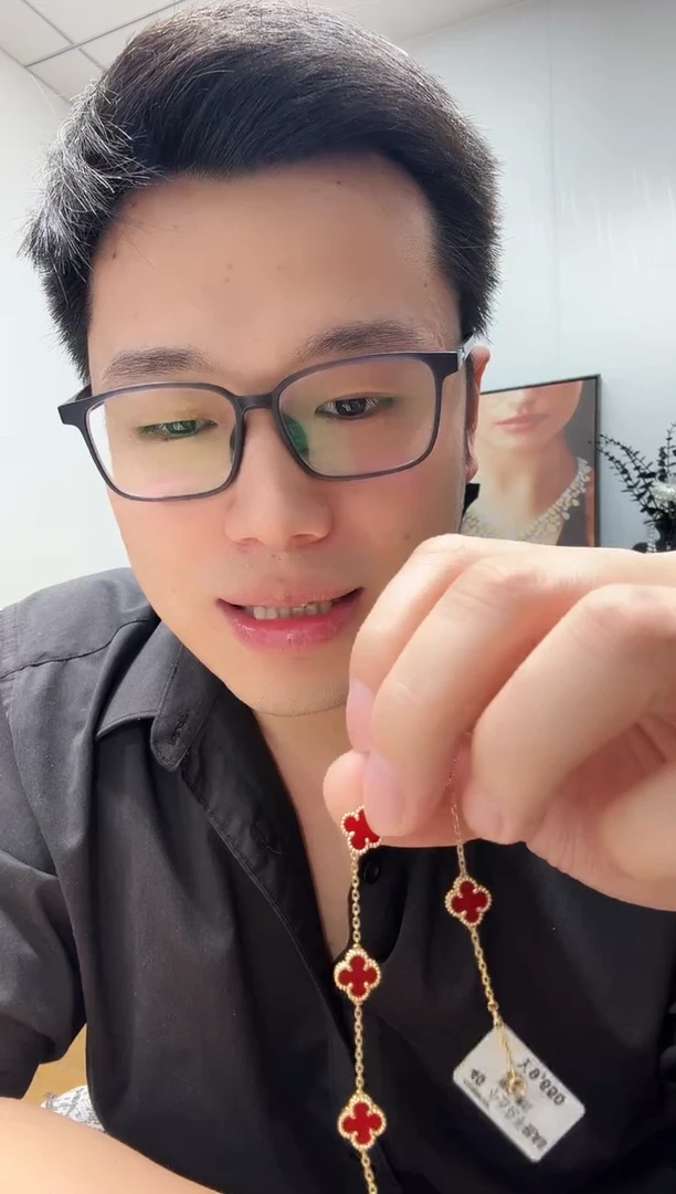 18K金镶嵌手链玛瑙/玉髓M****7红色k黄，小号五花手链