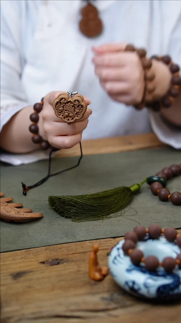 【闪购商品】泥塑馥龄春香方招财进宝牌