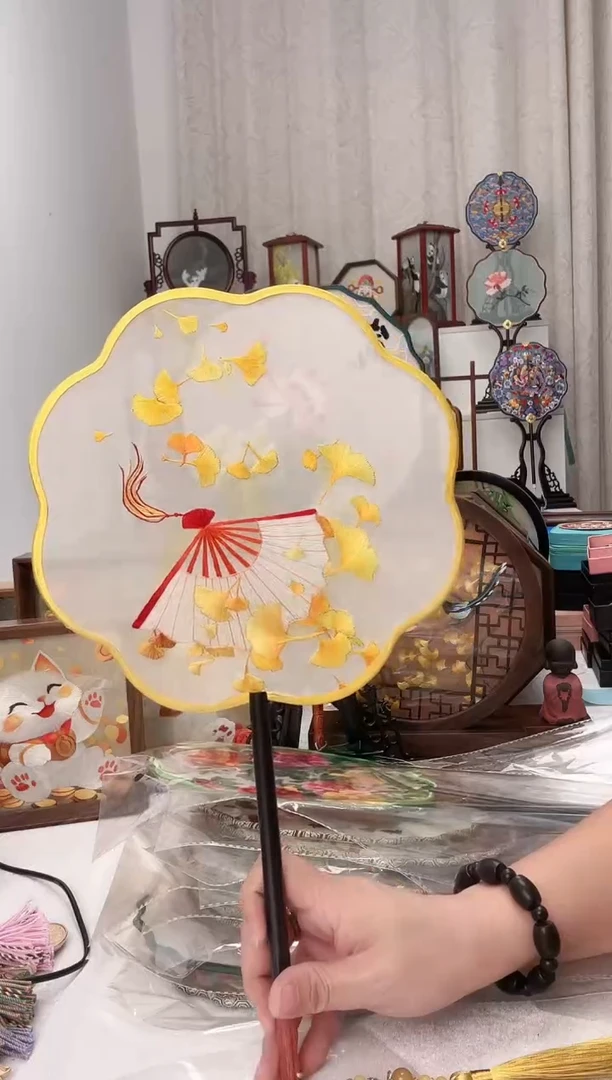 扇子苏绣作品手工精品团扇