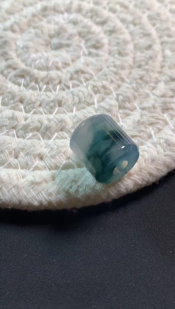 未镶嵌定制翡翠12.4*12.2