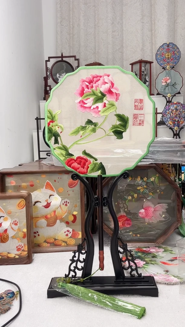 扇子苏绣作品手工精品团扇