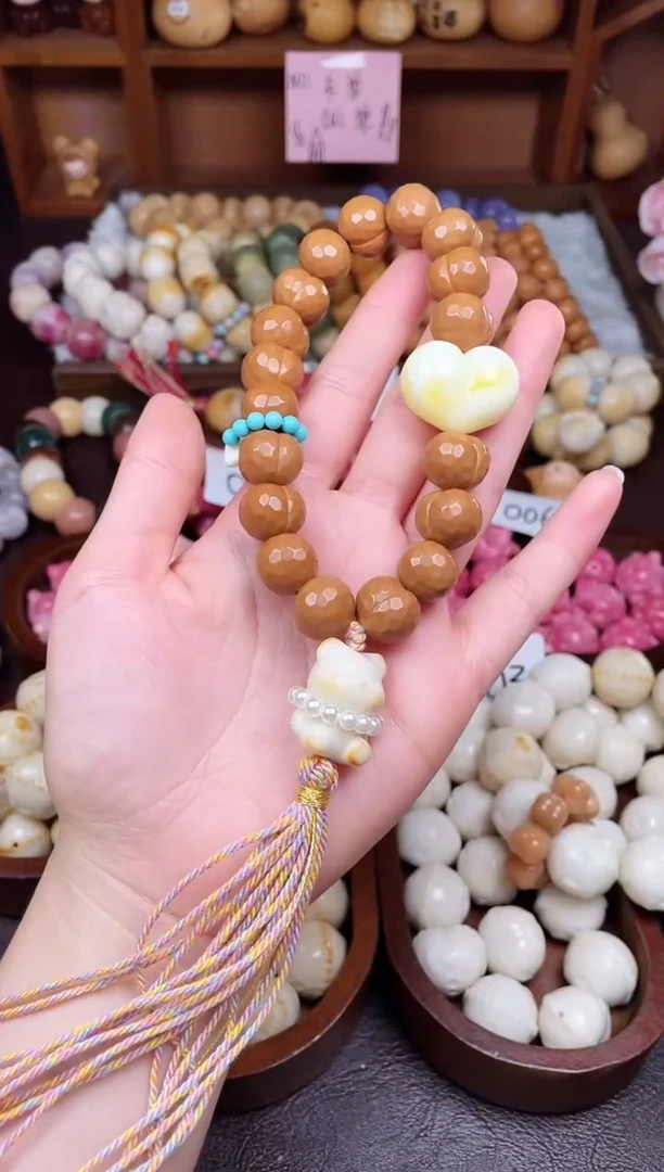 手串菩提根/象牙果D103-1698