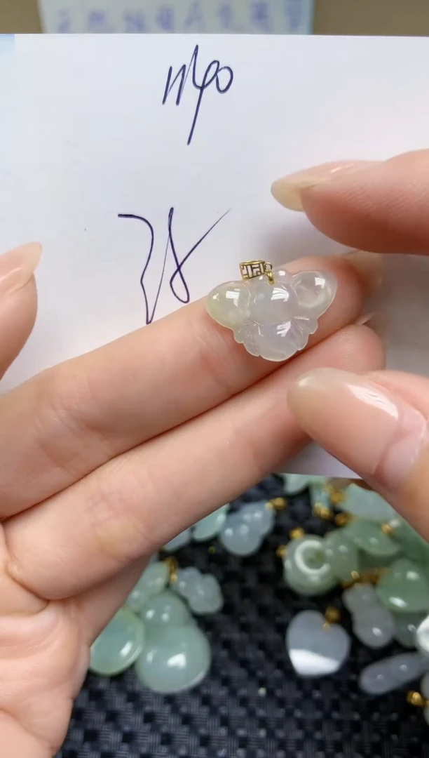 【闪购商品】翡翠颈饰18K金镶嵌天然缅甸A货翡翠