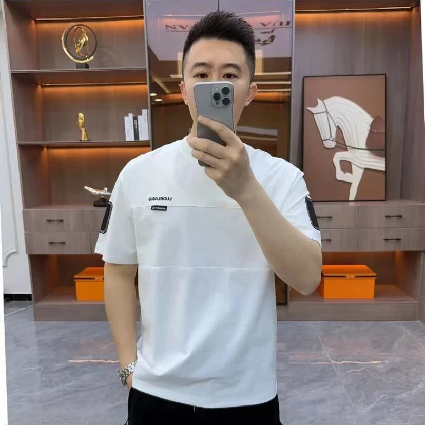 2025男士夏季新品休闲百搭潮流圆领短袖套头简约男士肤感半袖