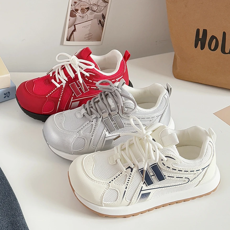 网红爆款厚底阿甘鞋女款秋季新款中学生网面透气配裙子显脚小板鞋