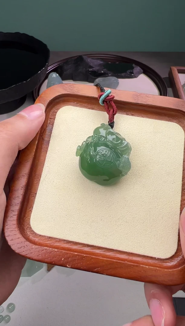 定制翡翠未镶嵌菠菜绿满色福袋