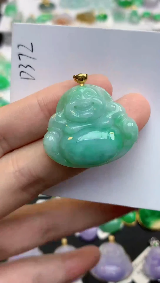 颈饰18K金镶嵌翡翠天然缅甸a货翡翠