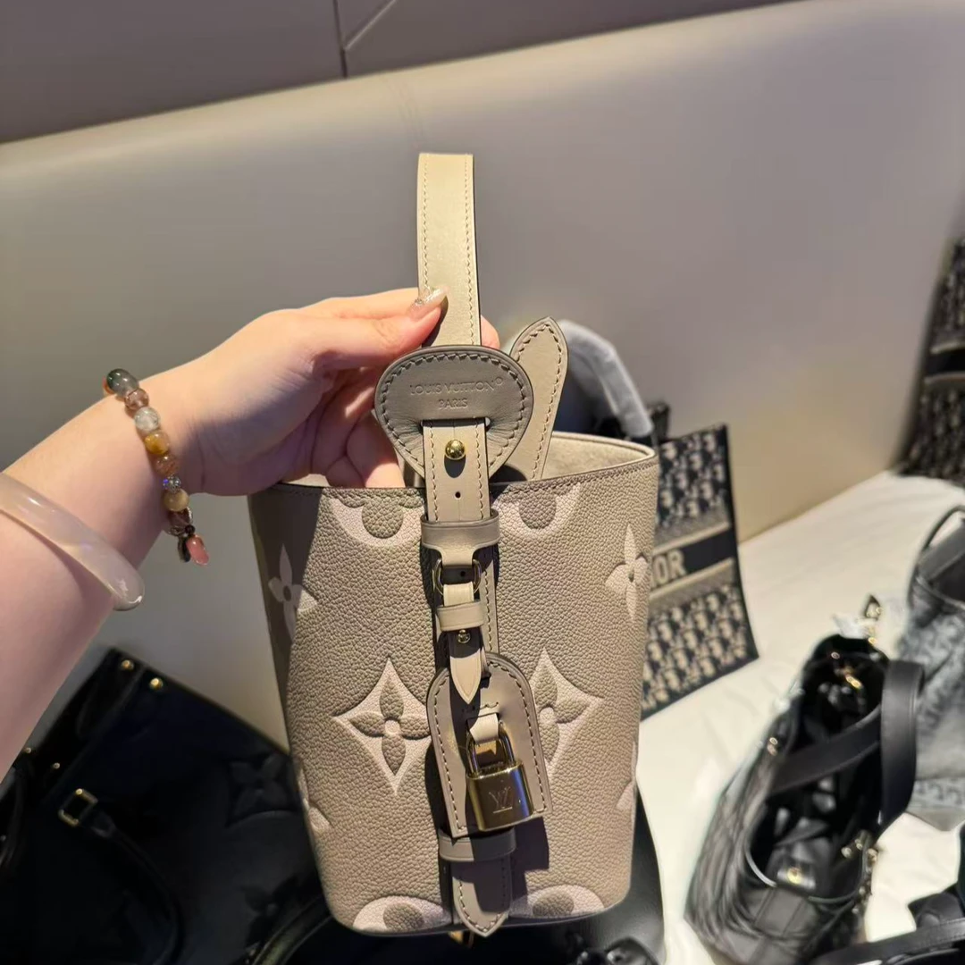 99新 LouisVuitton/路易威登 大象灰allinbb/亲妈寄卖/906452