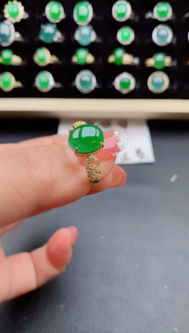 【闪购商品】翡翠戒指银S925镶嵌63566