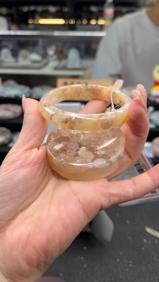 未镶嵌手镯石英质玉55圈口 （赠品镯心）300213