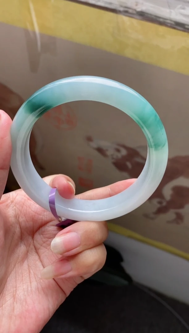 翡翠手镯未镶嵌（巨巨巨推荐）冰胶飘花两岸青山22号