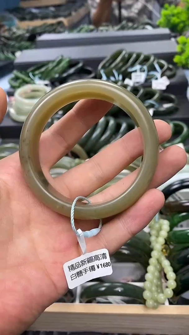 未镶嵌手镯和田玉58.7