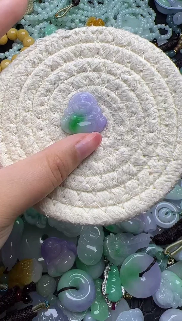 翡翠未镶嵌颈饰天然缅甸翡翠吊坠