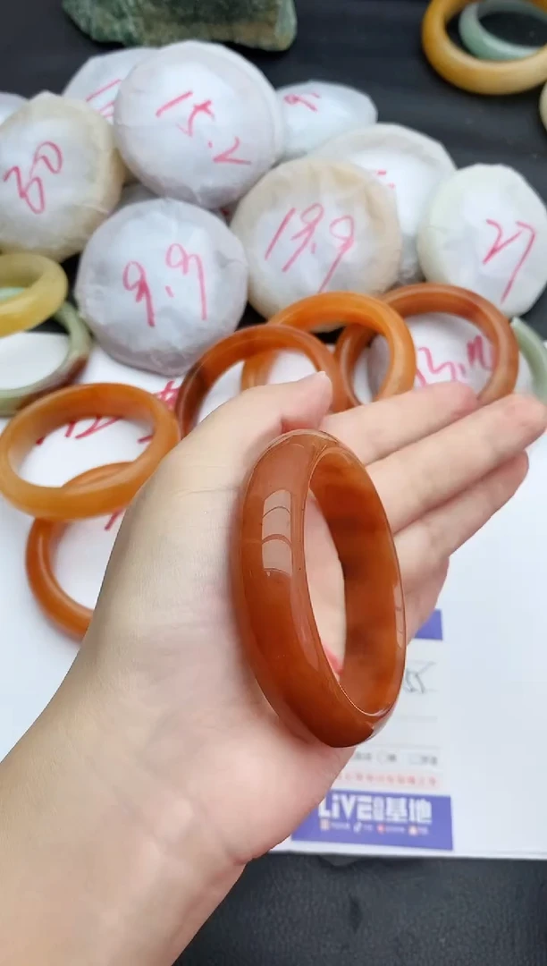 未镶嵌手镯石英质玉385+54/55