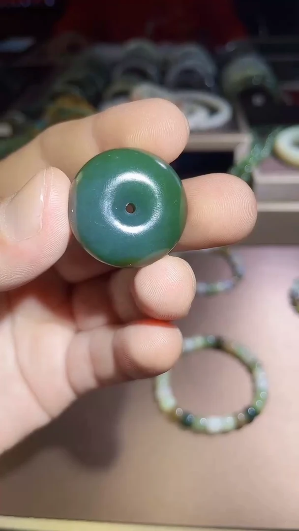 【闪购商品】和田玉吊坠(不含链)未镶嵌和田玉    平安扣