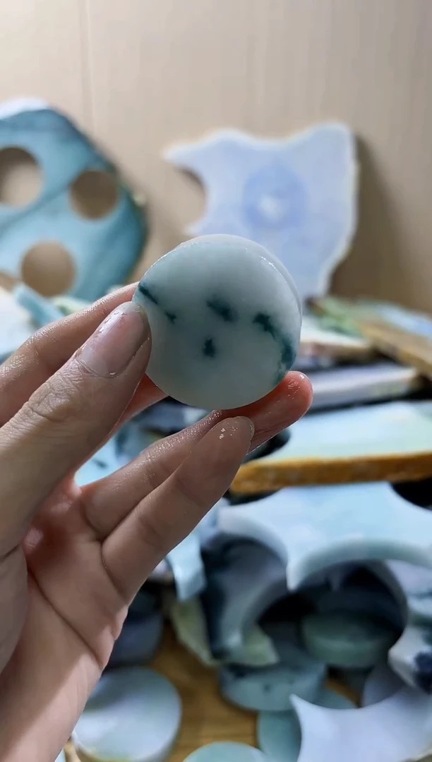 翡翠未镶嵌颈饰翡翠A货 陈谭145