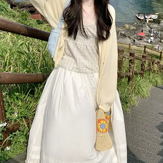 夏季新款度假旅游套装渐变镂空针织上衣高腰半身裙时尚背心25109