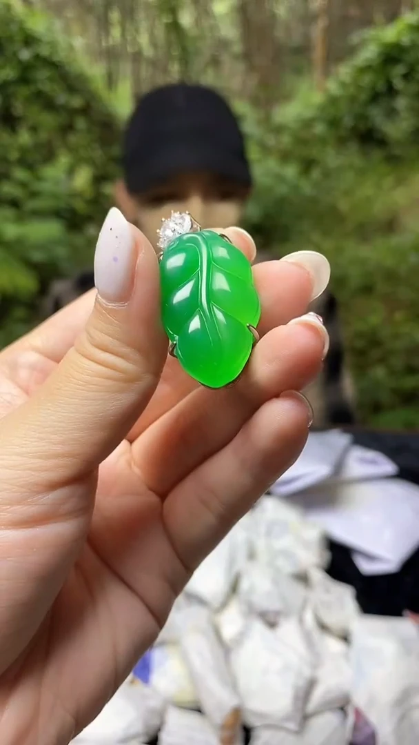 满色吊坠  所见即所得！