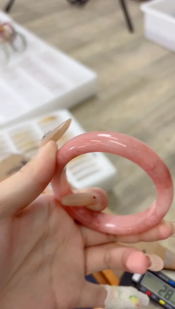 未镶嵌手镯石英质玉127-55F